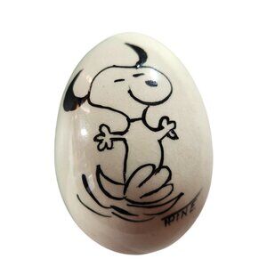 Snoopy Hand-Painted Ceramic Egg Signed By Artist F Pine Peanuts beagle easter